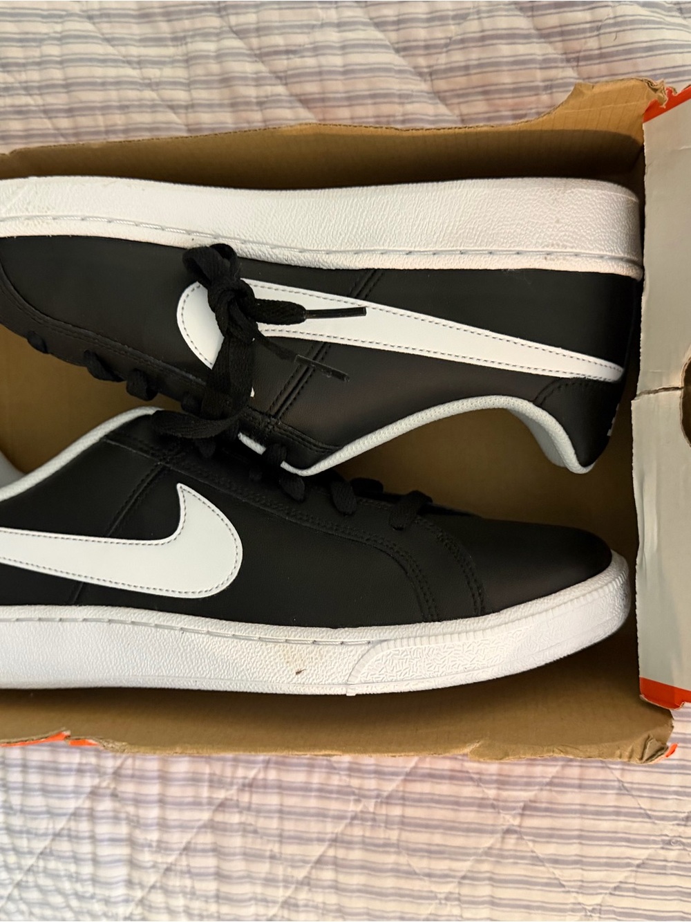 Nike Men's Black/White Court Royale Sneakers New in Box men's size 11